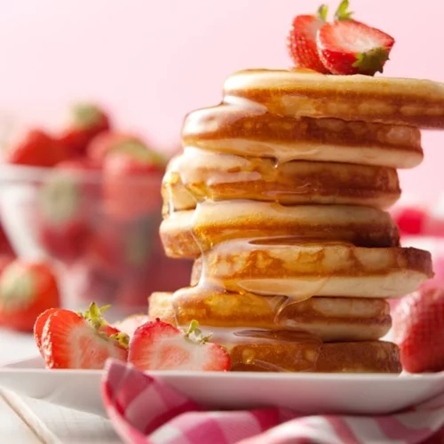 Pancakes με σαμπάνια: Πώς θα φτιάξεις το πιο εορταστικό brunch!