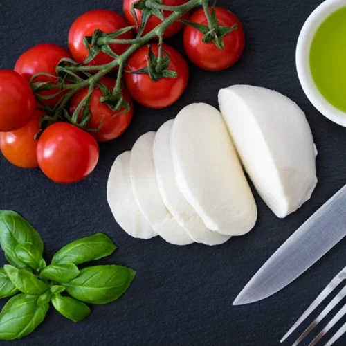 Τι τυρί να φάω στη δίαιτα; 6 είδη για σωστή διατροφή