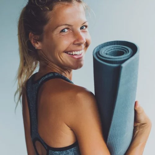 4 λόγοι υγείας για να βάλεις τη yoga στη ζωή σου – με επιστημονικές αποδείξεις