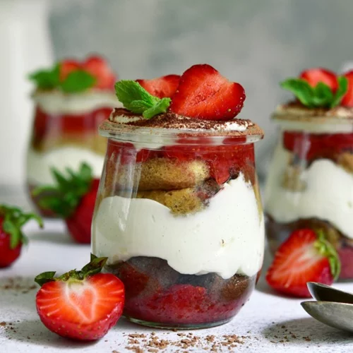 Εύκολα γλυκά με λίγες θερμίδες από το διαιτολόγο (τσιζκέικ χωρίς θερμίδες και άλλες ιδέες)