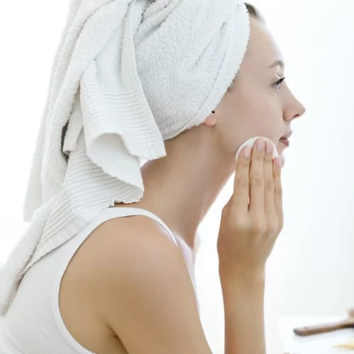 Ελαιόλαδο για ντεμακιγιάζ | Τα οφέλη και τα μειονεκτήματα