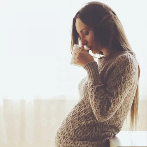 Πόση καφεΐνη μπορείς να πίνεις στην εγκυμοσύνη;