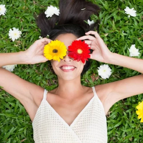 Φουλ ξηροφθαλμία: Γιατί νιώθεις τα μάτια σου στεγνά αυτή την περίοδο;