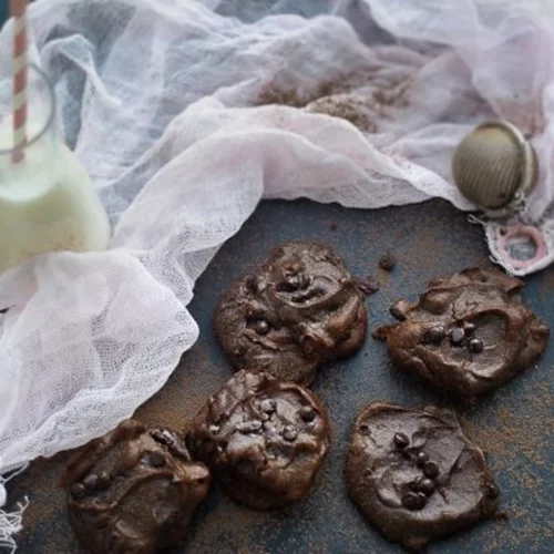 Μπισκότα σοκολάτας με αβοκάντο, χωρίς βούτυρο, χωρίς αλεύρι και ελάχιστη ζάχαρη