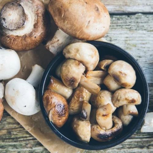 Βροχή και κρύο; 4 τροφές που πολεμούν ιούς και μικρόβια