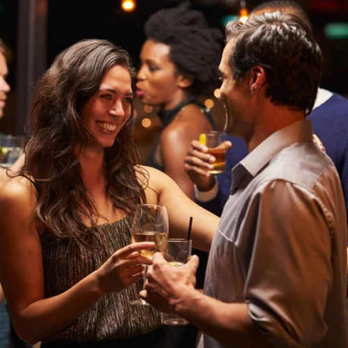 Πώς θα προσελκύσεις τον τύπο άνδρα που θέλεις *πραγματικά* να βγεις ραντεβού