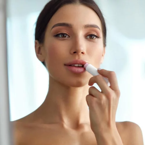 Tα προϊόντα μακιγιάζ που πρέπει να πετάξεις πριν έρθει η νέα χρονιά!