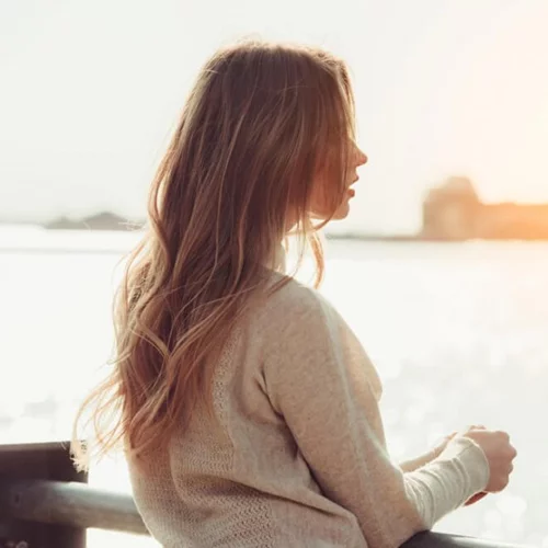 Αργείς στα ραντεβού σου; 7 θετικά πράγματα που έδειξαν οι έρευνες για σένα (και 1 λίγο αρνητικό)