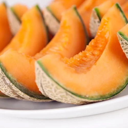 Τι διατροφικά οφέλη έχει το πεπόνι; Το πιο χαρακτηριστικό φρούτο του καλοκαιριού στο μικροσκόπιο