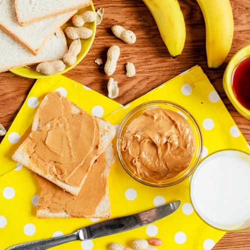 8 σνακ με λίγες θερμίδες για την καταπολέμηση κάθε λιγούρας από άγχος