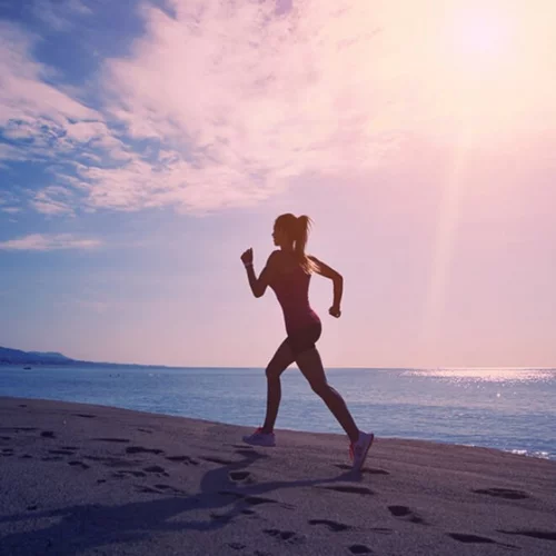 Τρέξιμο στην παραλία; Κάν’ το σωστά για να καις περισσότερο!