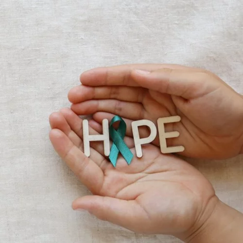 Καρκίνος των ωοθηκών: Όλα όσα χρειάζεται να γνωρίζεις για να τον προλάβεις