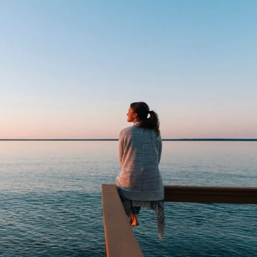 Νιώθεις διαρκώς στρες; Τι να κάνεις για χαλάρωση ανάλογα με το χρόνο που έχεις
