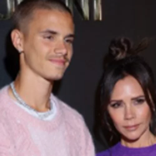 Victoria Beckham | Η throwback φωτογραφία από την παιδική της ηλικία (είναι ίδια με τον γιο της, Romeo)