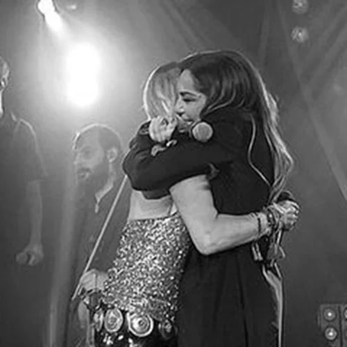 Άννα Βίσση και Δέσποινα Βανδή | Το ξενύχτι στη Θεσσαλονίκη και οι γεμάτες αγάπη selfies