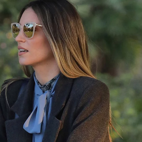 Αθηνά Οικονομάκου | Δείχνει στο Instagram τη φουσκωμένη κοιλίτσα της