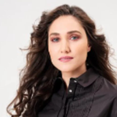 Χαρά-Μάτα Γιαννάτου | "Στην Ελλάδα ο καλλιτέχνης φτιάχνει μόνος του την καλλιτεχνική του πορεία"