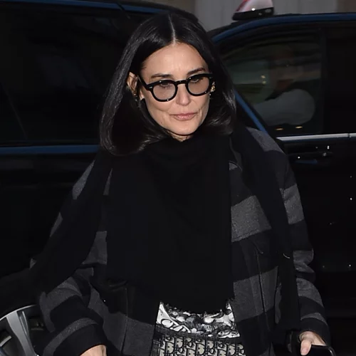 H Demi Moore χωρίς ίχνος μακιγιάζ δείχνει τουλάχιστον 10 χρόνια νεότερη