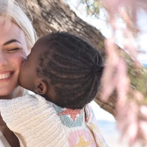 Χριστίνα Κοντοβά | Με την Ada στο Μουσείο της Ακρόπολης - Φωτογραφίες από την όμορφη βόλτα τους