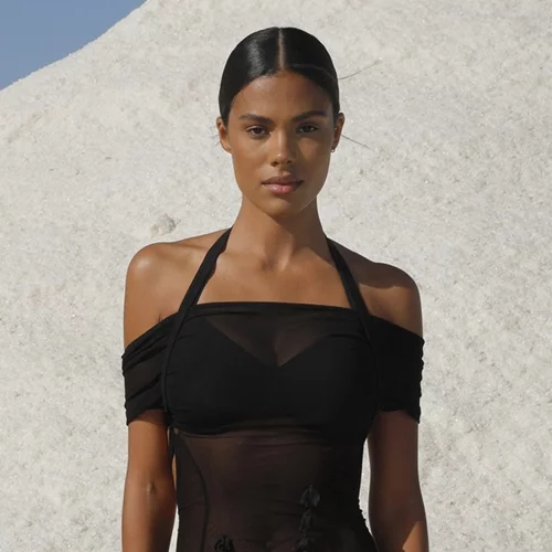 Tina Kunakey | Ο γάμος με τον Vincent Cassel, το παιδί και οι πλαστικές επεμβάσεις