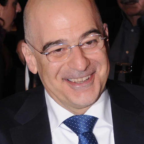 Νίκος Δένδιας | Σπάνια εμφάνιση με τον γοητευτικό γιο του, Στέφανο