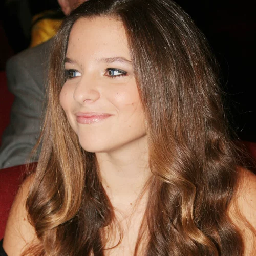 Εριέττα Κούρκουλου | "Θα ήθελα να δω στον γιο μου το βλέμμα και τον χαρακτήρα του πατέρα μου"