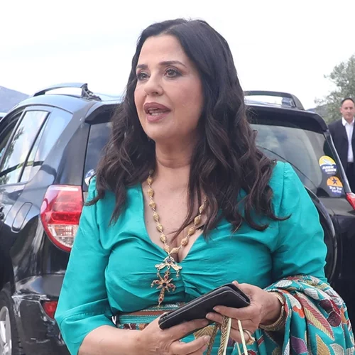 "Ένα πανέμορφο κοριτσάκι" | Η σπάνια φωτογραφία της Μαρίας Τζομπανάκη από τα νεανικά της χρόνια