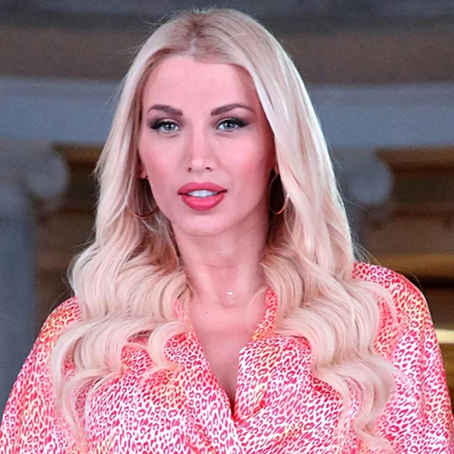 Κωνσταντίνα Σπυροπούλου | Μας δείχνει για πρώτη φορά τον γιο της Βλάσση