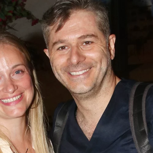 Ο Αλέξανδρος Μπουρδούμης απαθανατίζει τη Λένα Δροσάκη στην πιο τρυφερή στιγμή με τον γιο τους, Αναστάση