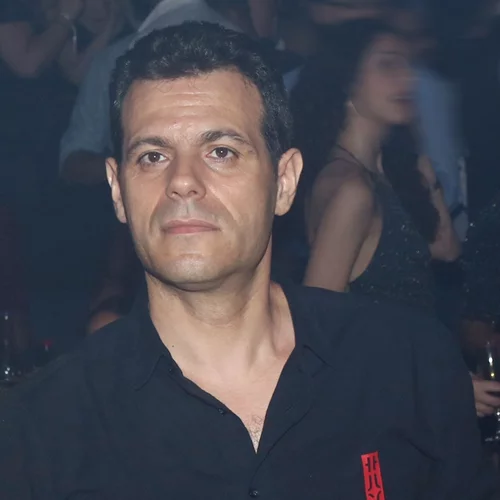 Δημήτρης Ιτούδης | Η κόρη του είναι ψηλή, ξανθιά και κούκλα - Δείτε πλάνα από τα γενέθλιά του