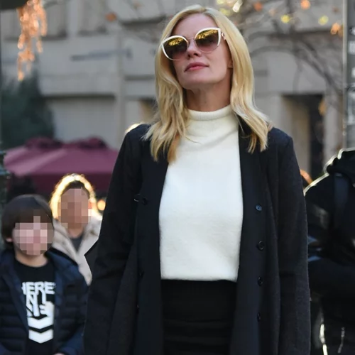 Τα sneakers της Ζέτας Μακρυπούλια είναι αυτά που δεν θα βαρεθείς να φοράς σε κάθε περίσταση