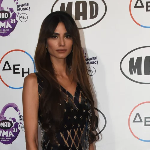 Η Ηλιάνα Παπαγεωργίου έκανε το cool μανικιούρ που βλέπουμε παντού στο Instagram