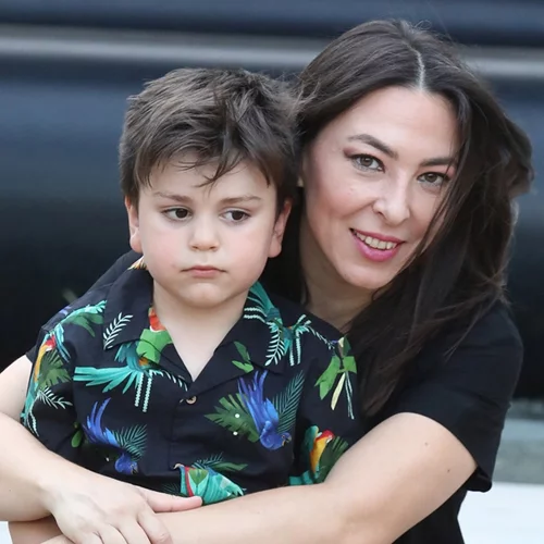 Αλίκη Κατσαβού | "Κάποιοι νομίζουν ότι έχω μεγάλη περιουσία αλλά εγώ βιοπορίζομαι από την τέχνη μου..."