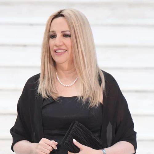 Φώφη Γεννηματά | Τα παιδιά της στο ετήσιο μνημόσυνο της αδικοχαμένης πολιτικού