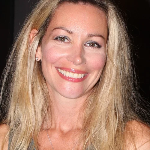 Άριελ Κωνσταντινίδη | Όλα όσα είπε για τις φήμες που την θέλουν να έχει δεχτεί σεξουαλική παρενόχληση από τον Βασίλη Τσιβιλίκα