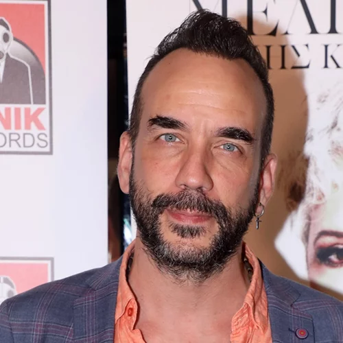 Πάνος Μουζουράκης | "Θέλω να ζήσω τον γάμο μου μακριά από τα ΜΜΕ"