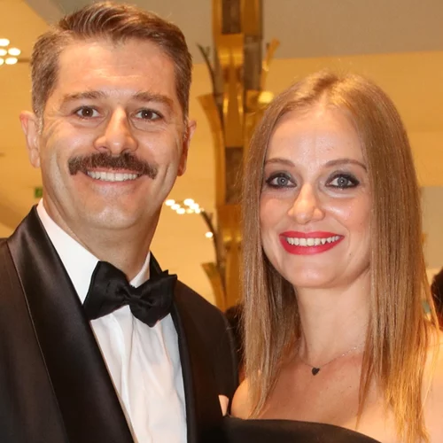 Γιατί ο Αλέξανδρος Μπουρδούμης συνεργάστηκε με τον Πέτρο Φιλιππίδη εφόσον γνώριζε για την παρενόχληση στη σύζυγό του;