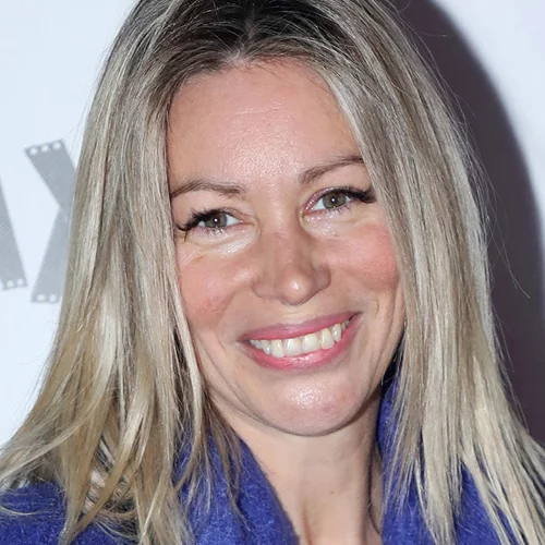 Άριελ Κωνσταντινίδη | Γιόρτασε τα γενέθλιά της με σέξι κοντό φόρεμα