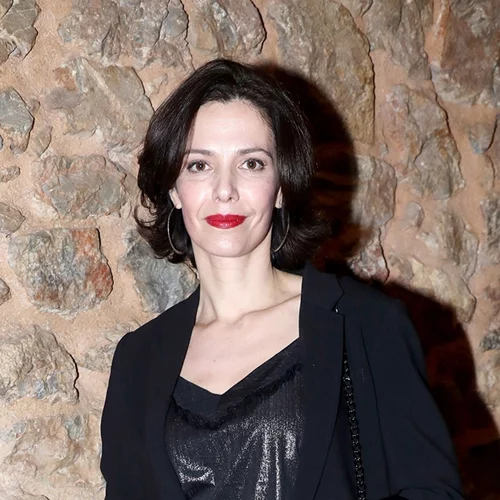 Μαριλίτα Λαμπροπούλου | Η εντυπωσιακή εμφάνιση με μίνι φόρεμα και τα καλλίγραμμα πόδια της