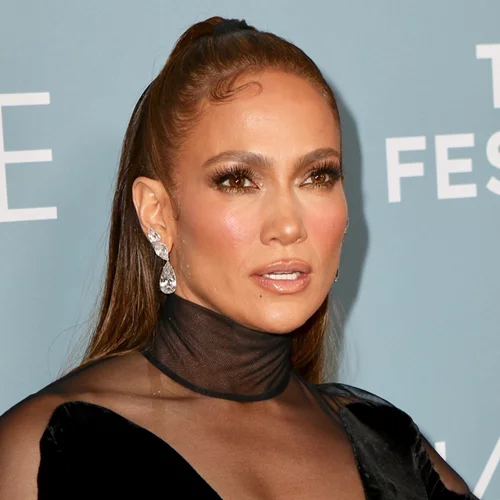 Αυτό είναι το πρόγραμμα γυμναστικής και διατροφής της Jlo