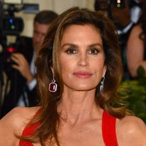 8 ιδιαίτερες beauty συνήθειες των celebrities