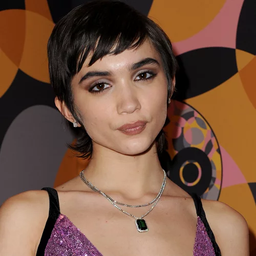 Banana Liner | Το πιο εύκολο στιλ eyeliner θα γίνει το αγαπημένο σου