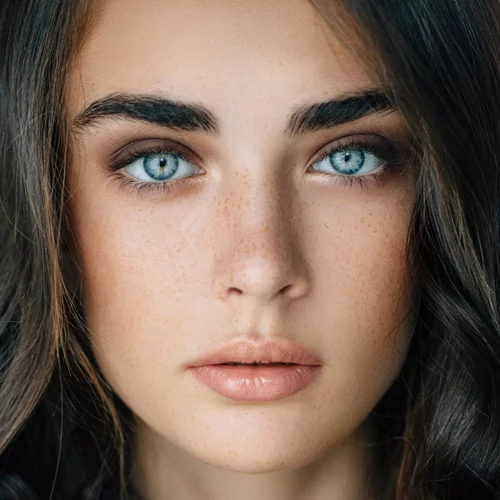 Μια πανεύκολη συνταγή για DIY serum φρυδιών