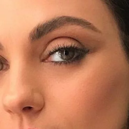 10 tips μακιγιάζ που πρέπει να γνωρίζεις αν έχεις μεγάλα μάτια