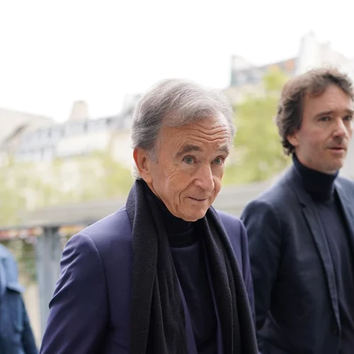 Πώς ο Bernard Arnault έγινε ο πλουσιότερος άνθρωπος στον κόσμο
