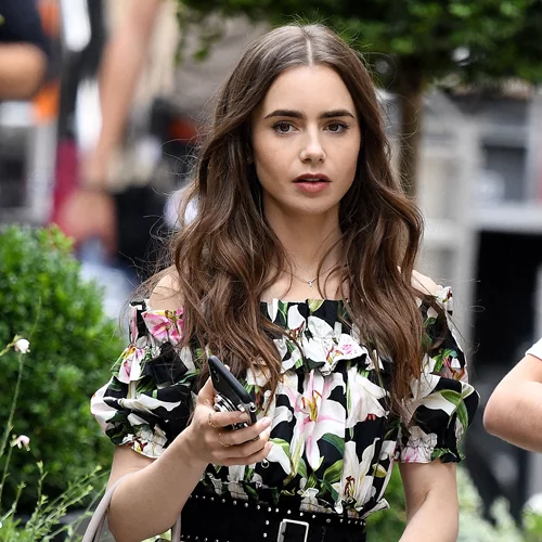 To beauty look της Lily Collins που μας έβαλε σε άκρως ανοιξιάτικο mood