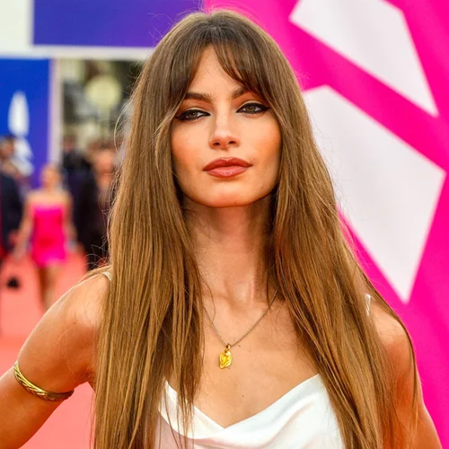 Τα 5 πανέξυπνα makeup hacks που ακολουθούν όλες οι Γαλλίδες για να δείχνουν νεότερες