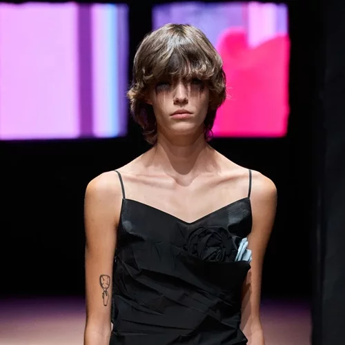 Milan Fashion Week | Οι XXL βλεφαρίδες είναι το νέο trend, σύμφωνα με τον οίκο Prada