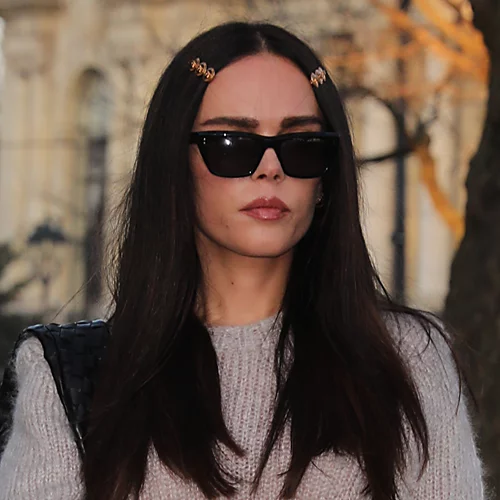 Style Heroine | Όλες οι φορές που θαυμάσαμε (και) τα λαμπερά μαλλιά της Ευαγγελίας Σμυρνιωτάκη