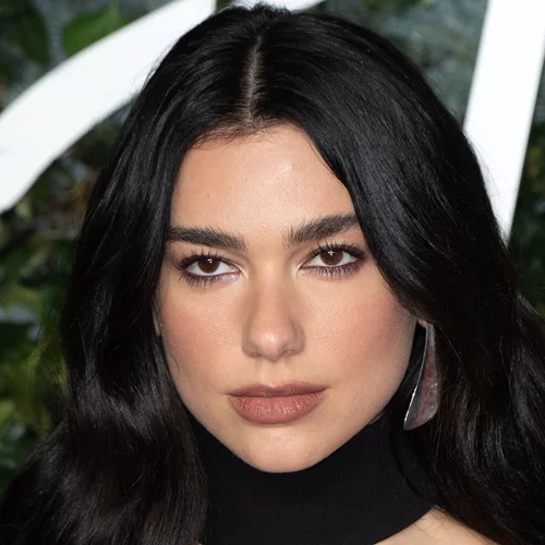 Αυτό είναι το νέο hot ζευγάρι | Η Dua Lipa με τoν ελληνικής καταγωγής σκηνοθέτη Romain Gavra